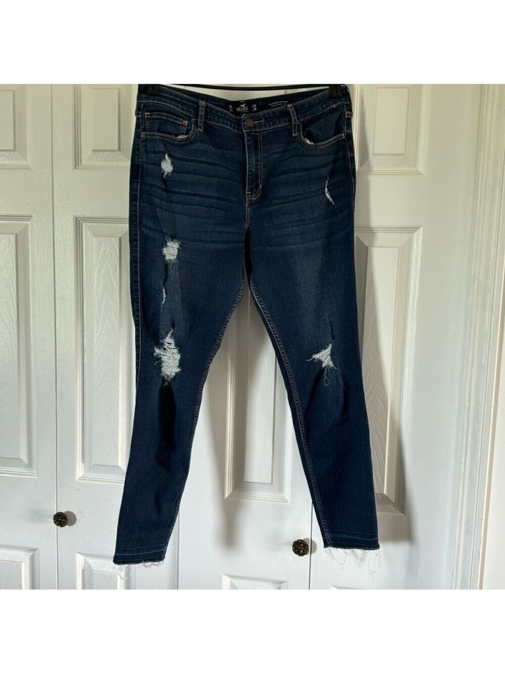 Hollister Distressed Jeans NWOT❤️❤️